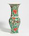 Grosse Yen-Yen-Vase mit Paeonien und fliegenden Phoenixen, 66837-5, Van Ham Kunstauktionen