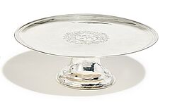 London - Queen Anne Tazza mit Wappengravur, 60811-1, Van Ham Kunstauktionen