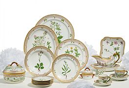 Royal Copenhagen - Service Flora Danica, 69567-1, Van Ham Kunstauktionen