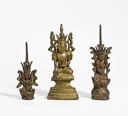 Drei Buddha Jambhupati, 60005-7, Van Ham Kunstauktionen