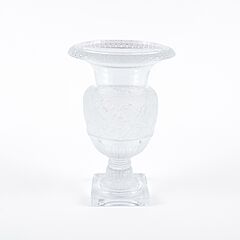 Rene Lalique - Grosse Aufsatzvase mit Blumendekor, 76757-9, Van Ham Kunstauktionen