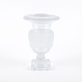 Rene Lalique - Grosse Aufsatzvase mit Blumendekor, 76757-9, Van Ham Kunstauktionen