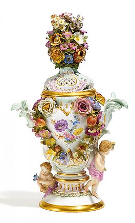 Meissen - Kleine Potpourrivase mit Blumenbouquets, 64264-1, Van Ham Kunstauktionen