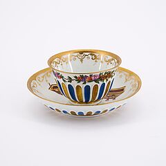 Meissen - Koppchen mit Unterschale mit Hausmaler-Dekor, 81741-18, Van Ham Kunstauktionen