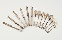 Gruppe von acht verschiedenen Kaffeelöffeln & ein Satz mit sechs Obstmessern, 81418-5, Van Ham Kunstauktionen