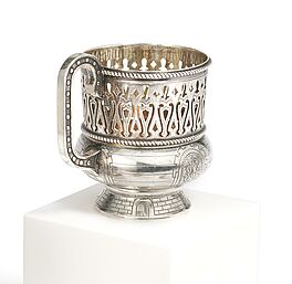 Ivan Chlebnikov - Teeglashalter mit Trompe loeuil Motiven in Form eines Gebaeudes, 80769-17, Van Ham Kunstauktionen