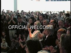 Andrea Fraser - Official Welcome, 70387-2, Van Ham Kunstauktionen