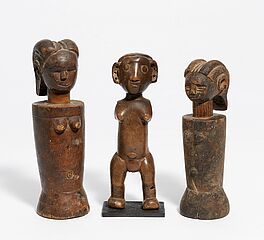 Drei Whani Hiti Figuren, 68000-50, Van Ham Kunstauktionen