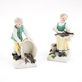 Meissen - Zwei kleine Kinderfiguren als Fischverkaeufer, 76933-8, Van Ham Kunstauktionen