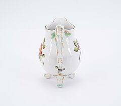 KPM - Kleines Milchkaennchen mit Blumendekor, 76195-9, Van Ham Kunstauktionen
