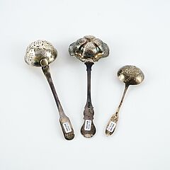 Drei Streulöffel, 80769-33, Van Ham Kunstauktionen