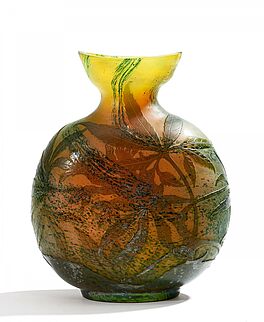 Emile Galle - Vase mit Kastanienzweigen, 62040-34, Van Ham Kunstauktionen
