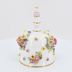 Meissen - Konvolut mit aufgelegten Blueten, 70233-43, Van Ham Kunstauktionen