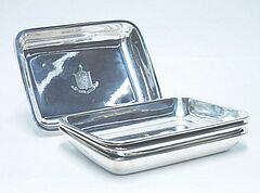 Folge von vier William IV Servierschalen mit Wappengravur, 54904-15, Van Ham Kunstauktionen