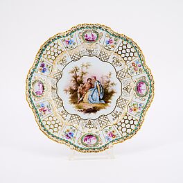 Meissen - Bildteller mit galantem Paar, 81588-10, Van Ham Kunstauktionen