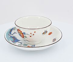 Meissen - Koppchen und Unterschale mit Kakiemondekor, 73185-8, Van Ham Kunstauktionen