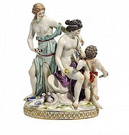 Meissen - Gruppe Venus mit Amor und Nymphe, 56375-5, Van Ham Kunstauktionen