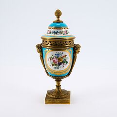 Frankreich - Deckelvase im Sèvres-Stil, 81588-27, Van Ham Kunstauktionen