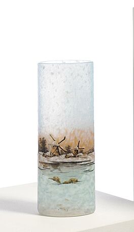 Daum Freres - Ovale Vase mit Winterlandschaft und Windmuehlen, 73988-2, Van Ham Kunstauktionen