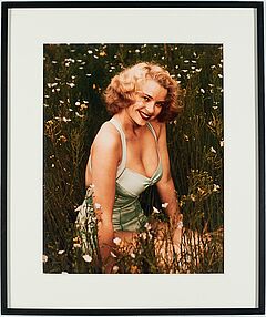 Russ Meyer - Eve in Field of Wildflowers, 68004-179, Van Ham Kunstauktionen