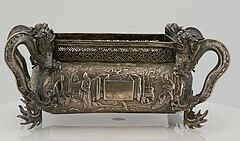 Jardiniere mit Genreszenen und Drachen, 66906-4, Van Ham Kunstauktionen