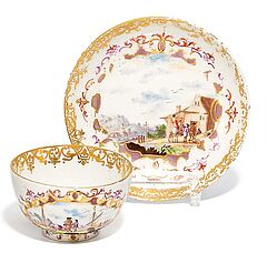 Meissen - Koppchen und Unterschale mit Kauffahrteiszenen in Goldkartuschen, 60556-3, Van Ham Kunstauktionen