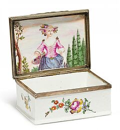 Deutschland - Tabatiere mit Blumendekor und Gaertnerin, 58116-92, Van Ham Kunstauktionen
