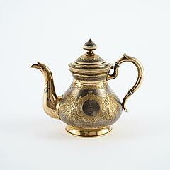 Moskau - Kleine Teekanne mit Gravurdekor, 80769-13, Van Ham Kunstauktionen