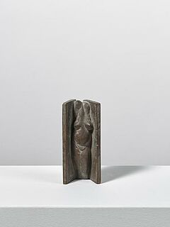 Waldemar Otto - Frauenfigur zwischen Wänden, 80100-126000, Van Ham Kunstauktionen