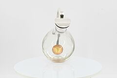 Deutschland und Frankreich - Ein Dekanter und zwei Karaffen, 73034-32, Van Ham Kunstauktionen