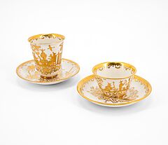 Meissen - Koppchen amp Becher und Untertassen mit Goldchinesen, 76821-56, Van Ham Kunstauktionen