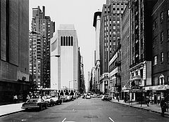 Thomas Struth - 58th Street at 7th Avenue, 51490-3, Van Ham Kunstauktionen