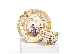 Meissen - Koppchen und Untertasse mit grossen Chinoiserien, 76821-80, Van Ham Kunstauktionen