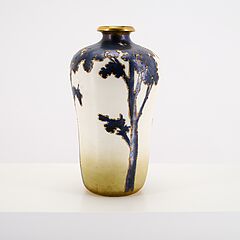 Amphora-Werke Riessner Stellmacher  Kessler - Vase mit Frauenprofil, 81858-26, Van Ham Kunstauktionen