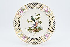 Frankenthal - Teller mit Vogeldekor, 70216-42, Van Ham Kunstauktionen