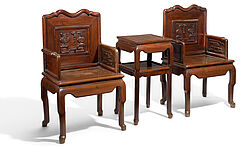 Paar Stuehle und kleiner Tisch, 65779-7, Van Ham Kunstauktionen