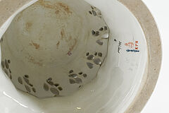 KPM - GROSSE AUFSATZVASE MIT BLUMENDEKOR, 75664-2, Van Ham Kunstauktionen