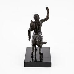 Figur eines jungen Kentauren als Allegorie der Jugend, 77876-6, Van Ham Kunstauktionen