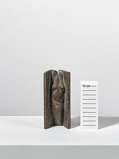 Waldemar Otto - Frauenfigur zwischen Wänden, 80100-126000, Van Ham Kunstauktionen