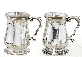 Paar George II Mugs in Birnform, 54904-2, Van Ham Kunstauktionen