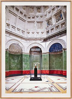 Candida Hoefer - Neues Museum Berlin IX 2009, 80776-1, Van Ham Kunstauktionen