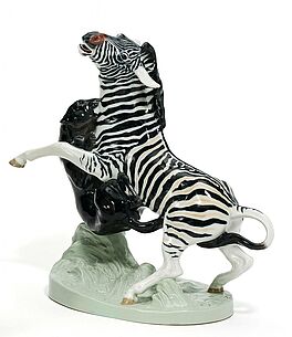 Meissen - Panther ein Zebra angreifend, 59182-8, Van Ham Kunstauktionen
