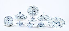 Royal Copenhagen - Speiseservice 'Musselmalet - Halbspitze', 81855-7, Van Ham Kunstauktionen