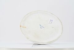 Meissen - Kleiner Junge mit Bilderbuch, 75074-88, Van Ham Kunstauktionen