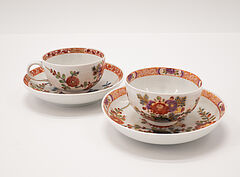 Meissen - Koppchen und Tasse und 2 UT mit Tischchenmuster, 75714-7, Van Ham Kunstauktionen