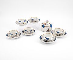 Meissen - GROssE ZUCKERDOSE VIER KLEINERE ZWEI GROessERE TASSEN MIT UT UND VOGELDEKOREN, 76933-17, Van Ham Kunstauktionen