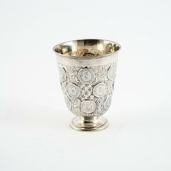 Joachim Huebener II - Gefusster Muenzbecher, 81725-1, Van Ham Kunstauktionen