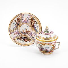 Meissen - Kleine Deckelterrine amp Untersatz mit Kauffahrteiszenen, 76821-233, Van Ham Kunstauktionen