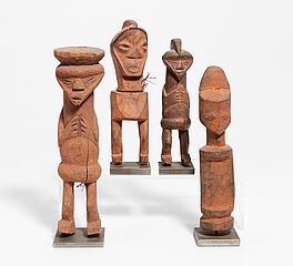 Vier Fetischfiguren, 68000-38, Van Ham Kunstauktionen