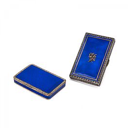 Zwei kleine Etuis mit blauem Emaildekor, 80194-6, Van Ham Kunstauktionen